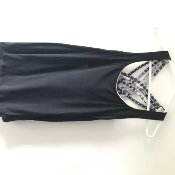 Lululemon Workout Tanktop - Picture 2 of 4